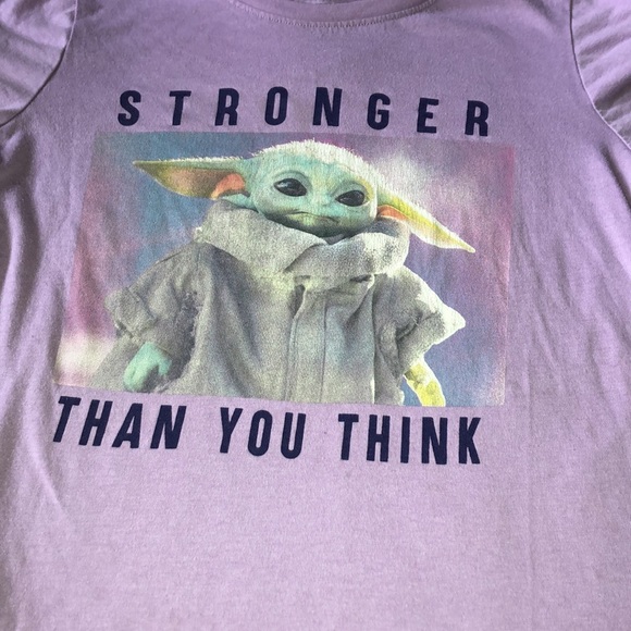 🧜🏼♀️3 for $15 item!🧜🏼♀️star wars mandelorian the child tee - Picture 2 of 4